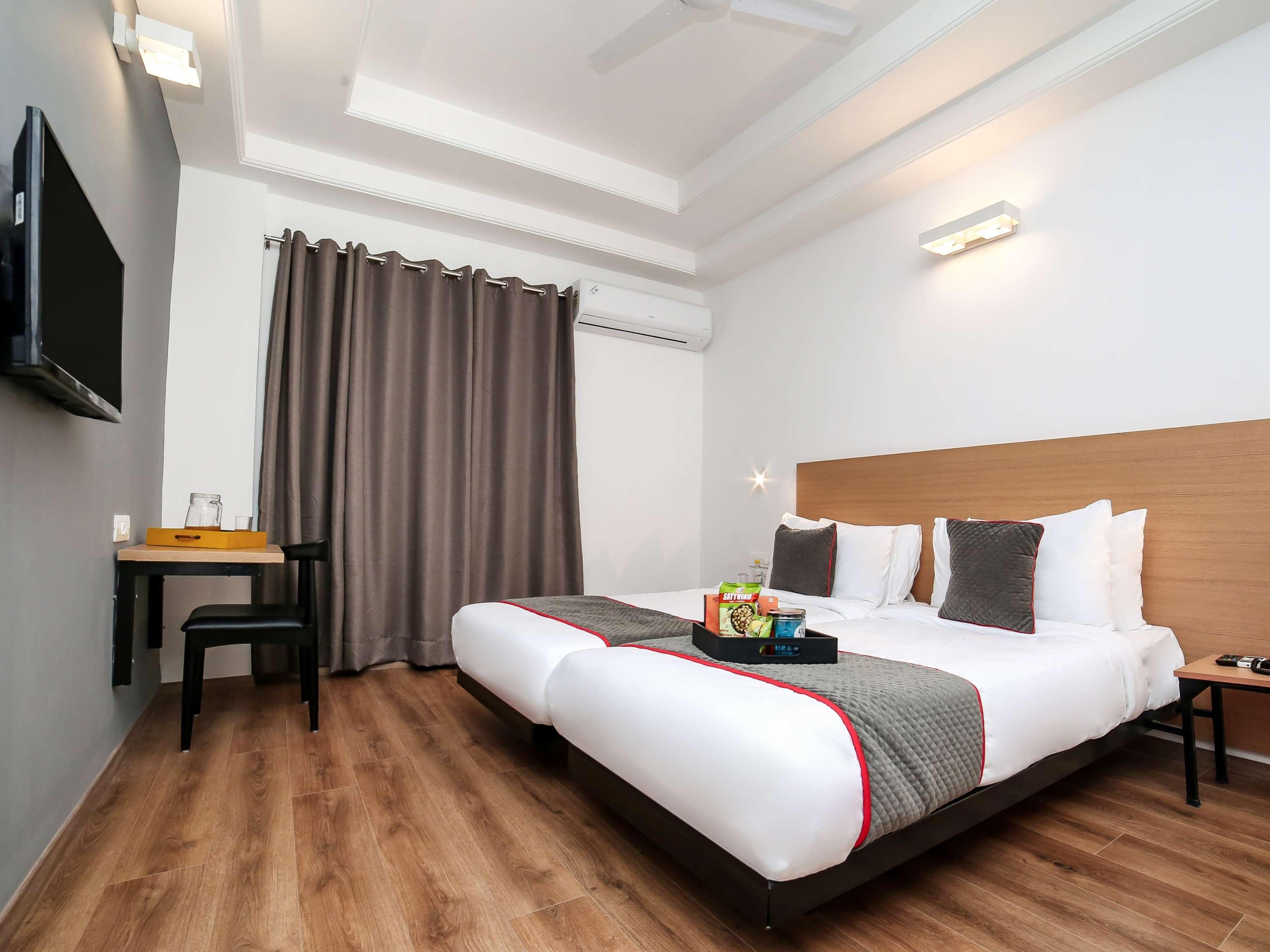 Collection O Townhouse 069 Hotel Gurgaon Ngoại thất bức ảnh