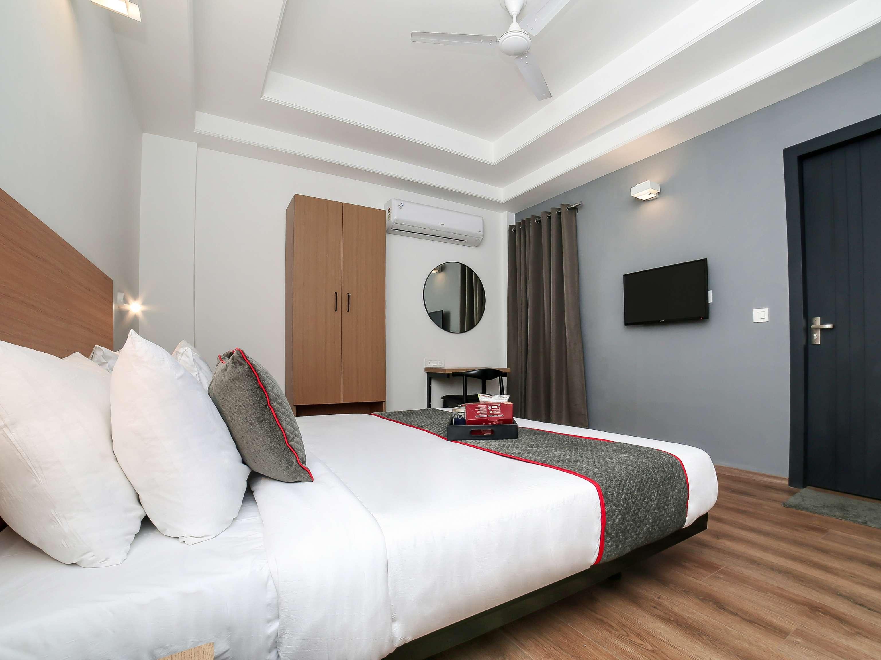 Collection O Townhouse 069 Hotel Gurgaon Ngoại thất bức ảnh
