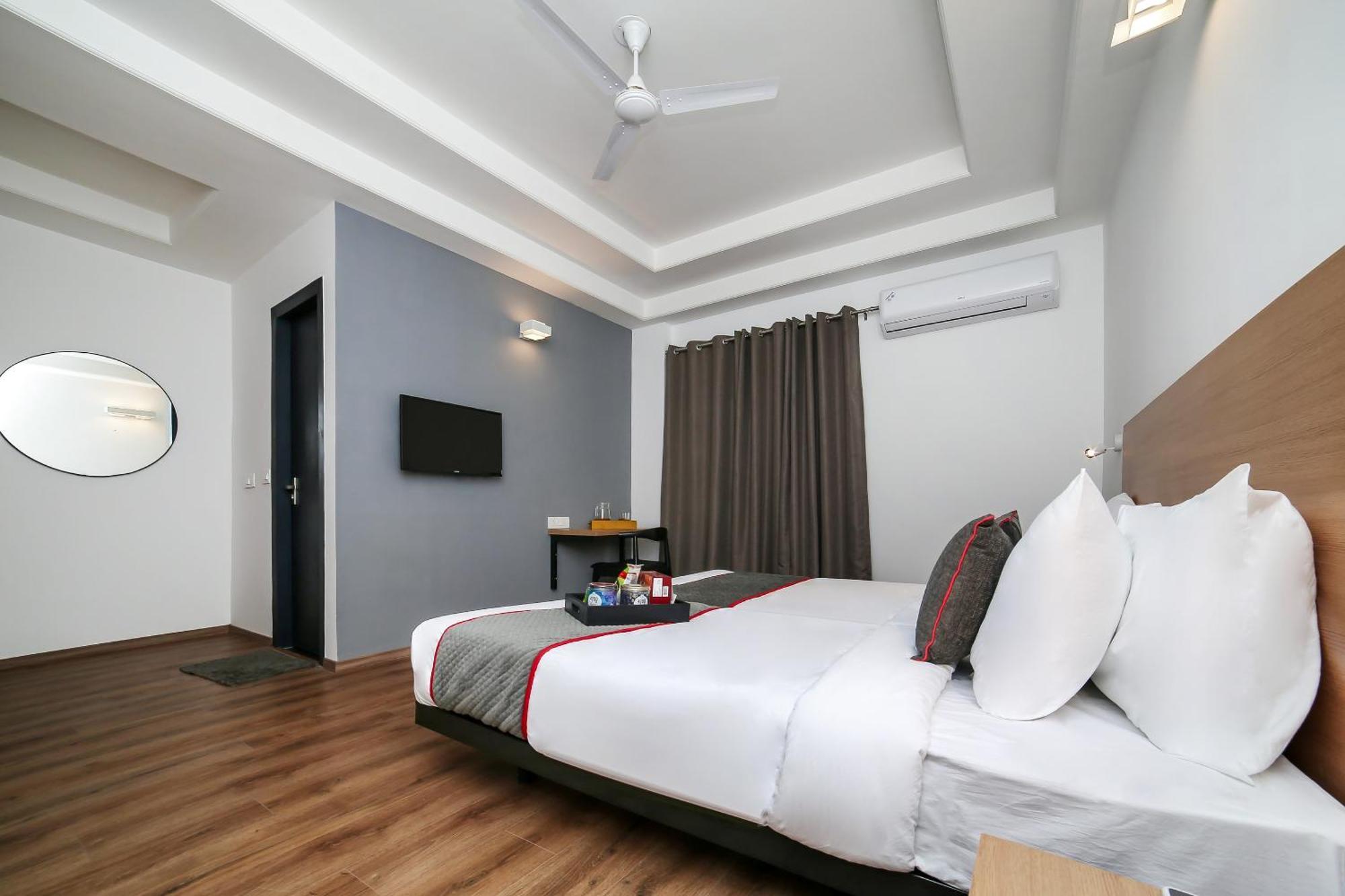 Collection O Townhouse 069 Hotel Gurgaon Ngoại thất bức ảnh