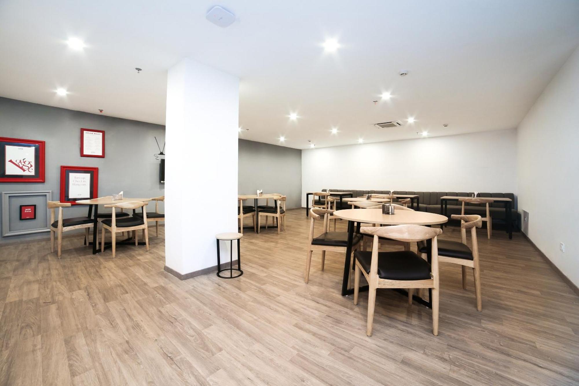 Collection O Townhouse 069 Hotel Gurgaon Ngoại thất bức ảnh