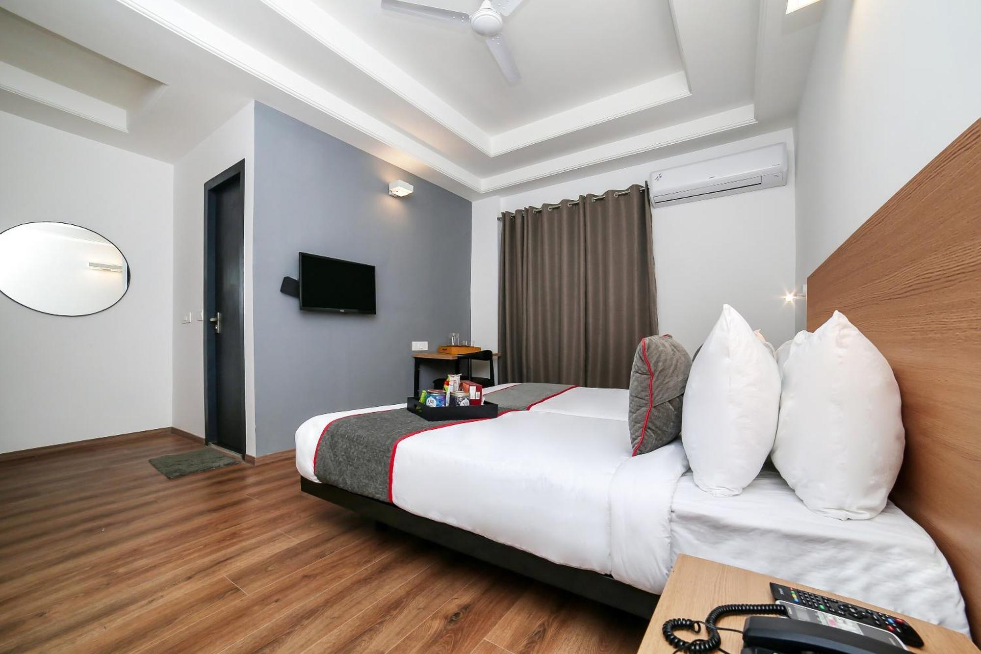 Collection O Townhouse 069 Hotel Gurgaon Ngoại thất bức ảnh