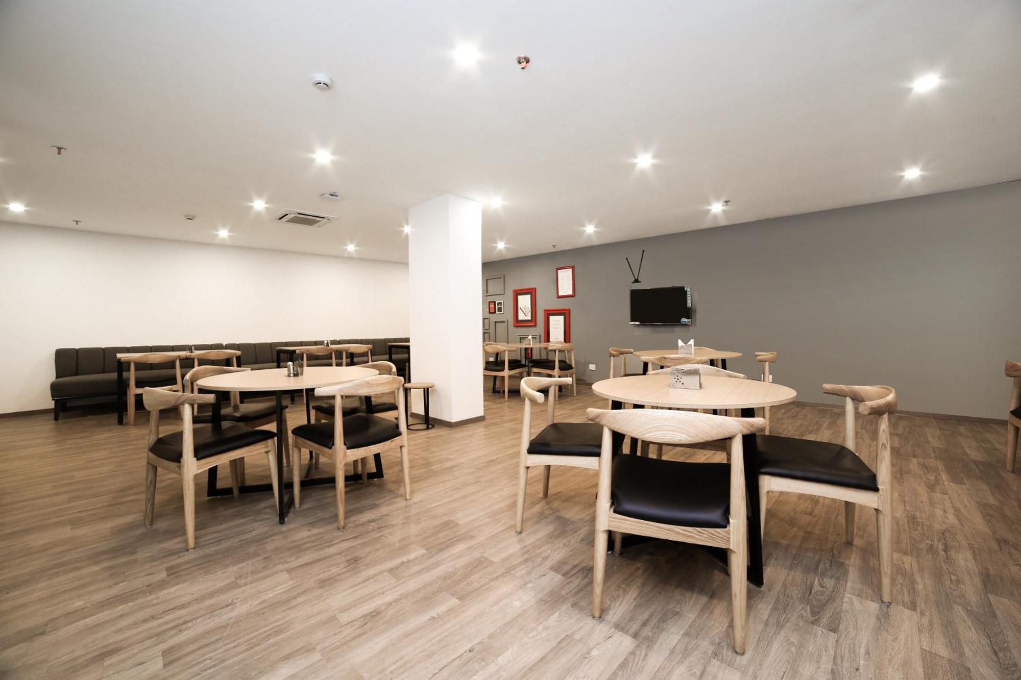 Collection O Townhouse 069 Hotel Gurgaon Ngoại thất bức ảnh